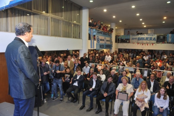Ampliar Acto de reconocimiento a Antonio Balcedo