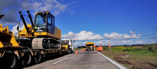 Ampliar Provincia recibe 200 millones del BID para mejoras viales