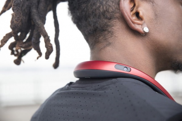 Ampliar CES 2018: presentan un collar que graba 360 grados