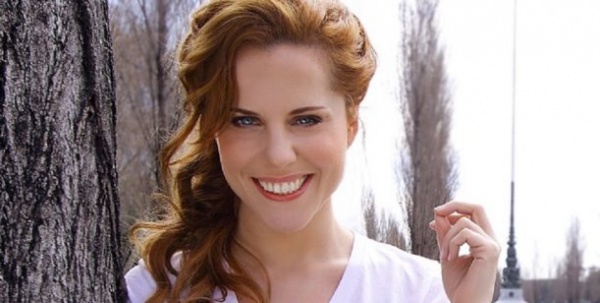 Ampliar ¡Infraganti! Agustina Kämpfer junto a un ex funcionario de Daniel Scioli