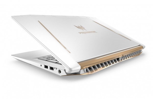Ampliar La Predator Helios 300 para el mercado gamer
