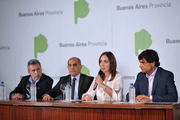 Ampliar Vidal promulgó la reducción de impuestos en las tarifas de luz y agua
