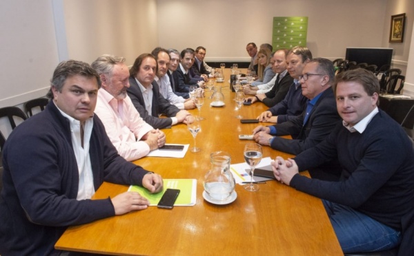 Ampliar Intendentes peronistas le pidieron al Gobierno que declare la “Emergencia Social” a nivel provincial