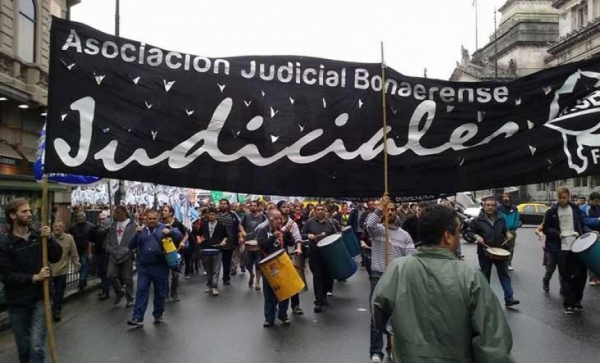 Ampliar Otro polémico decreto: al igual que con los docentes, Vidal ratificó los anticipos salariales de los judiciales