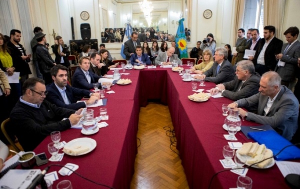 Ampliar Créditos UVA: Cambiemos admite la problemática y dice que se postergó una semana el debate