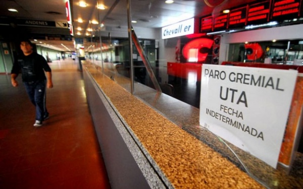 Ampliar El paro de transporte afecta al interior bonaerense