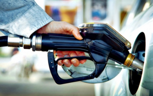 Ampliar El Gobierno posterga para después de las PASO el aumento de combustibles
