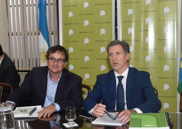 Ampliar En medio del