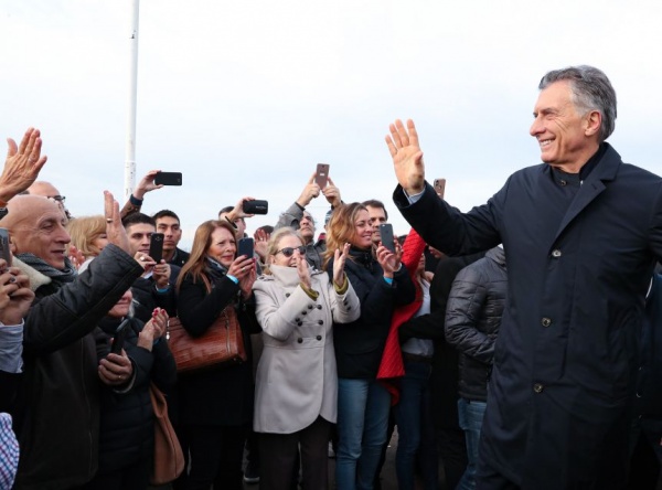 Viales denuncian que apuran obras en la ruta 7 para que Macri las pueda inaugurar