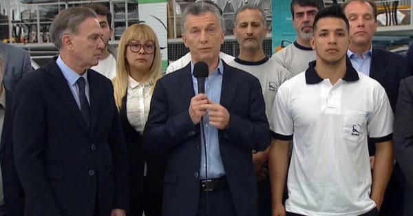 Ampliar Macri anunció la eliminación de aportes para Pymes que contraten nuevos empleados