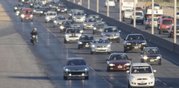 Ampliar El costo de mantener un auto subió 61% en un año