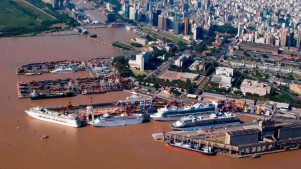 Ampliar El Gobierno pospuso el traspaso de puerto porteño