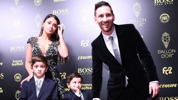 Las travesuras de Mateo Messi en la gala del Baln de Oro
