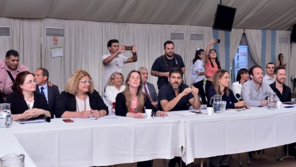 Ampliar Tras la reunión con estatales y docentes, cómo sigue la agenda paritaria