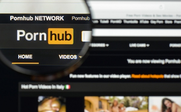 Ampliar Pornhub liberó contenidos premium por el coronavirus