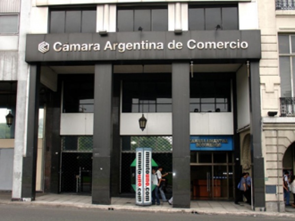 Ampliar Comercios y Pymes reclaman créditos a tasa cero
