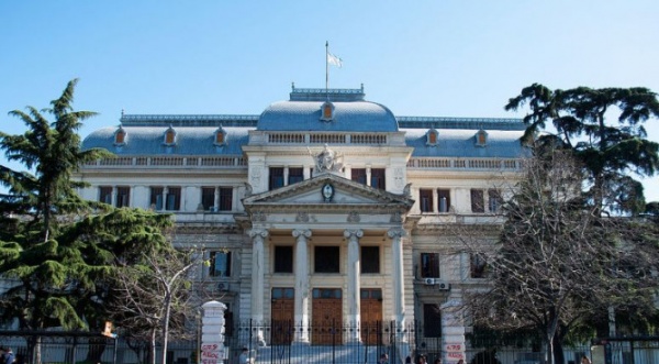 Ampliar La Legislatura se hizo eco del reclamo contra Edesur y apunta al servicio y los tarifazos