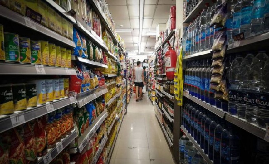 Ampliar Escalada inflacionaria: el Gobierno apuesta al control de precios en el tramo final de la campaña