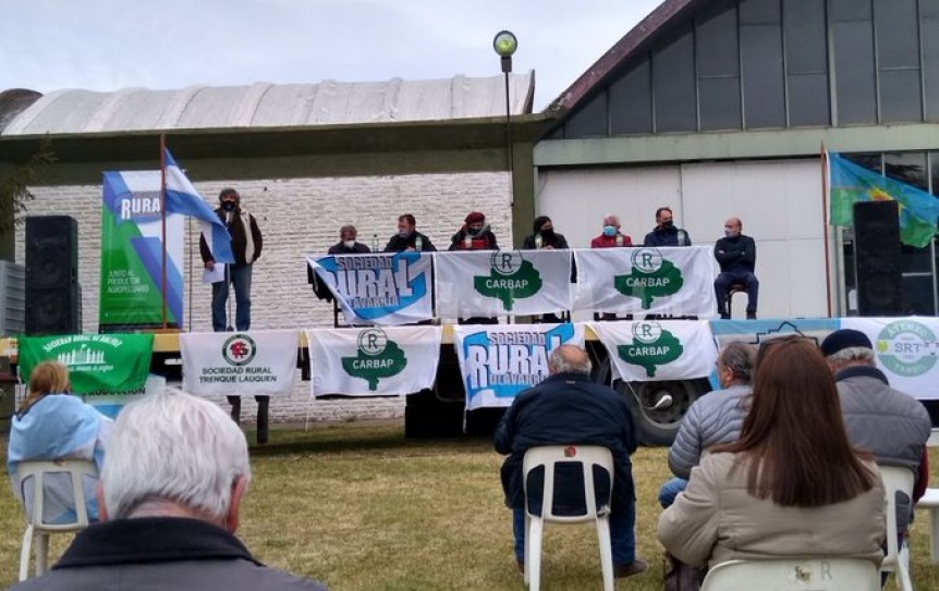 Ampliar En el último tramo electoral, el campo sale con los tapones de punta