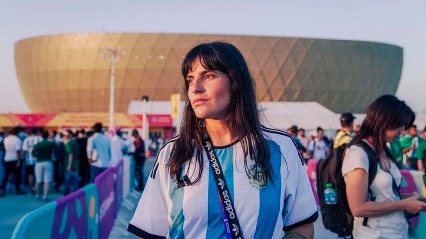 Ampliar El descargo de Lola del Carril tras ser cuestionada por relatar un partido del Mundial
