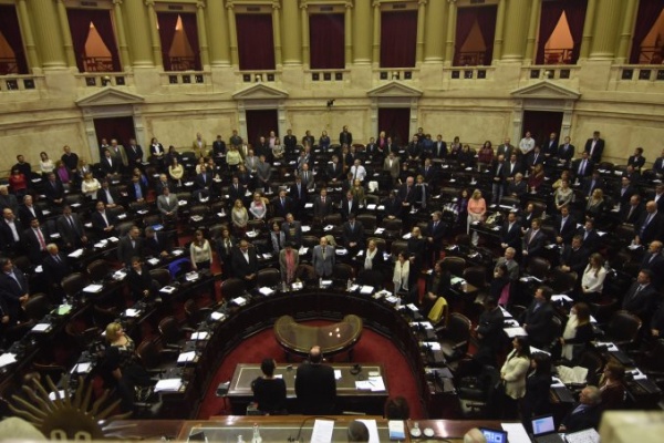 Ampliar El Gobierno manda al Congreso proyecto Compre nacional