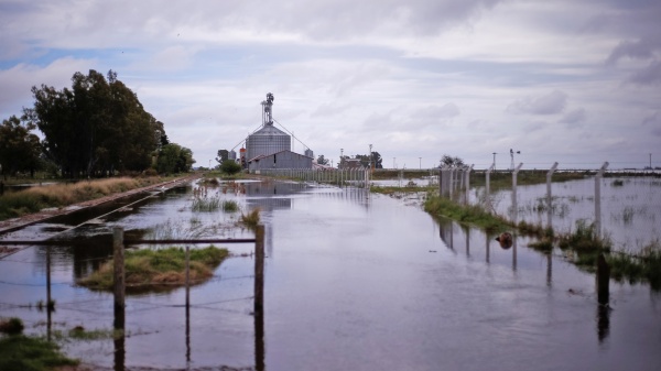 Ampliar Lanzan créditos blandos para los afectados por las inundaciones