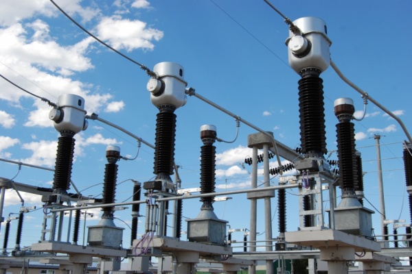 Ampliar El FR se pone al hombro la lucha contra el tarifazo eléctrico