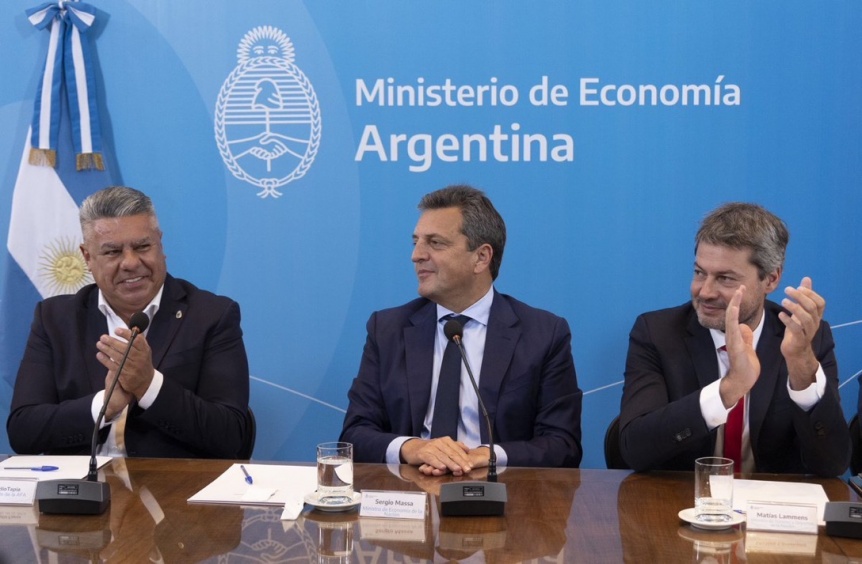 Ampliar Massa y Lammens firmaron los avales para el Mundial Sub 20 en Argentina
