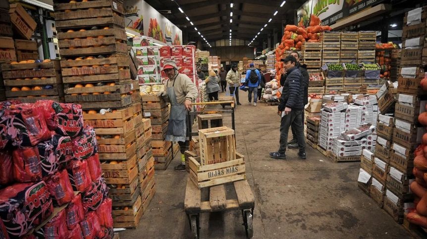Ampliar Duro cuestionamiento del campo a la importación de alimentos