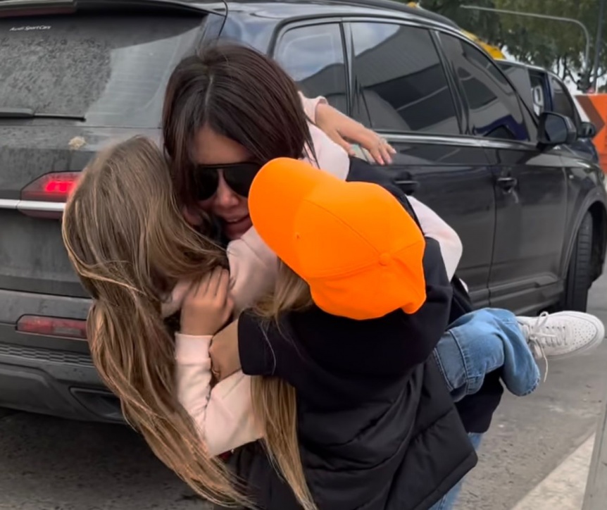 Ampliar El emotivo reencuentro de Wanda Nara con sus hijas y el distante gesto con Icardi