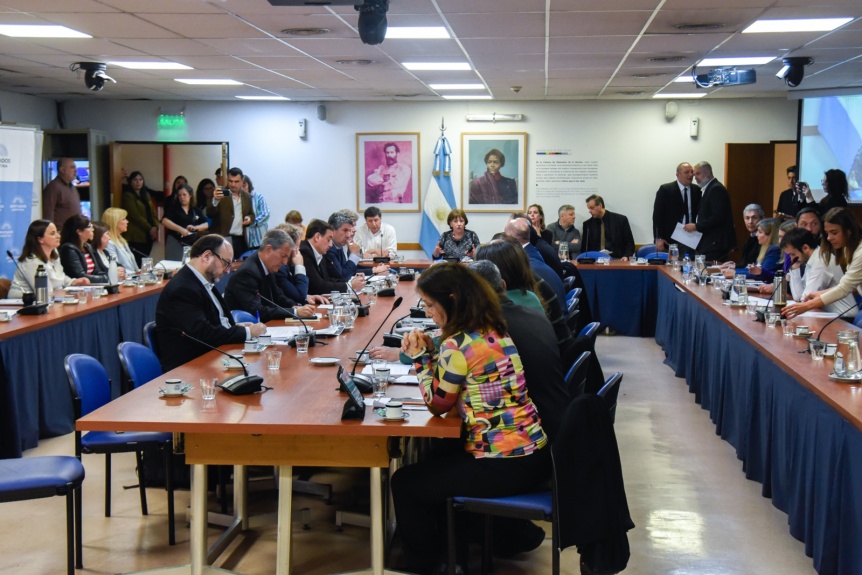 Ampliar Funcionarios, académicos y especialistas expusieron en Diputados sobre proyecto de financiamiento educativo