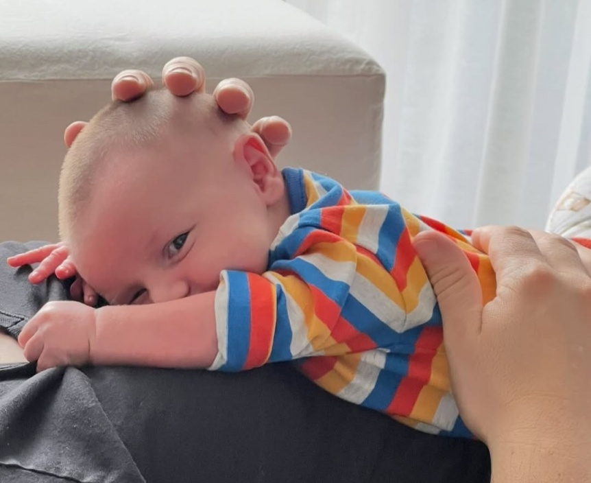 Ampliar Alejandra Maglietti compartió fotos de su pequeño hijo y enterneció las redes