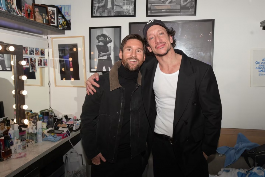 Ampliar Lionel Messi fue a ver Rocky en el Lola Menbrives y causó furor en los fans